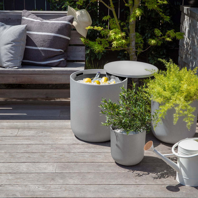 kona chill side table
