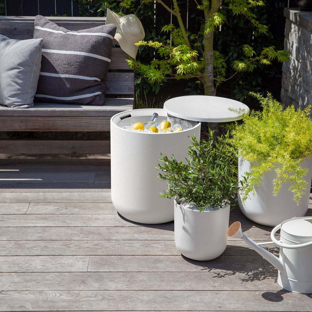 kona chill side table