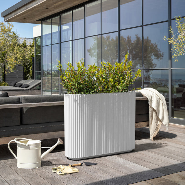 demi span planter