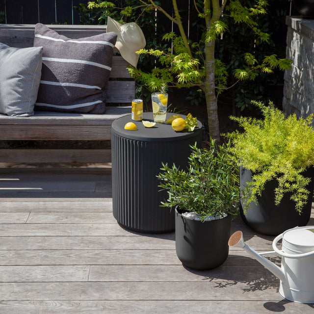 demi chill side table