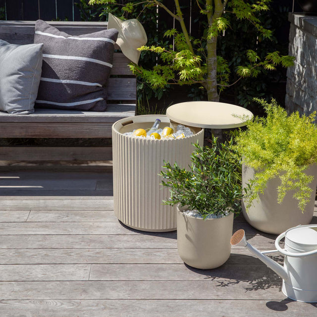 demi chill side table