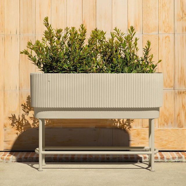 demi raised garden bed