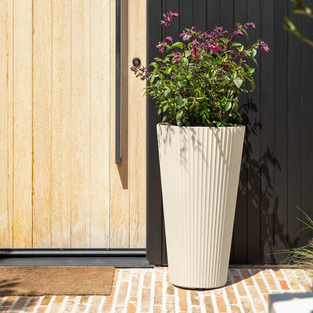 demi tall planter