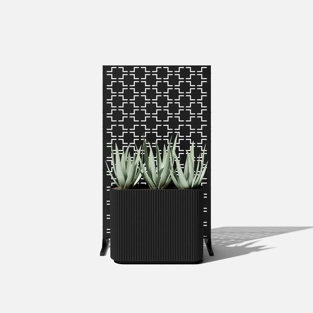 demi span planter with privacy screen set
