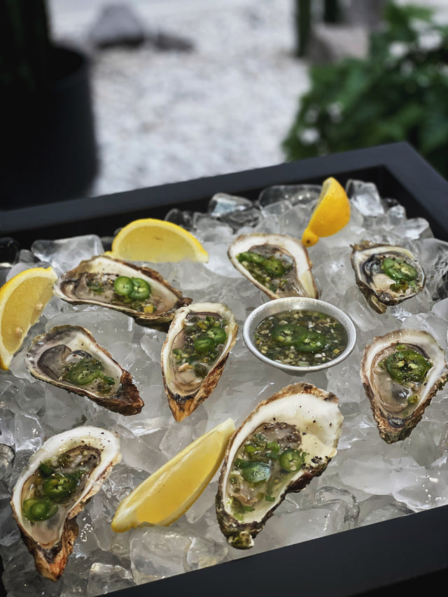 how to make oysters with green scallion mignonette