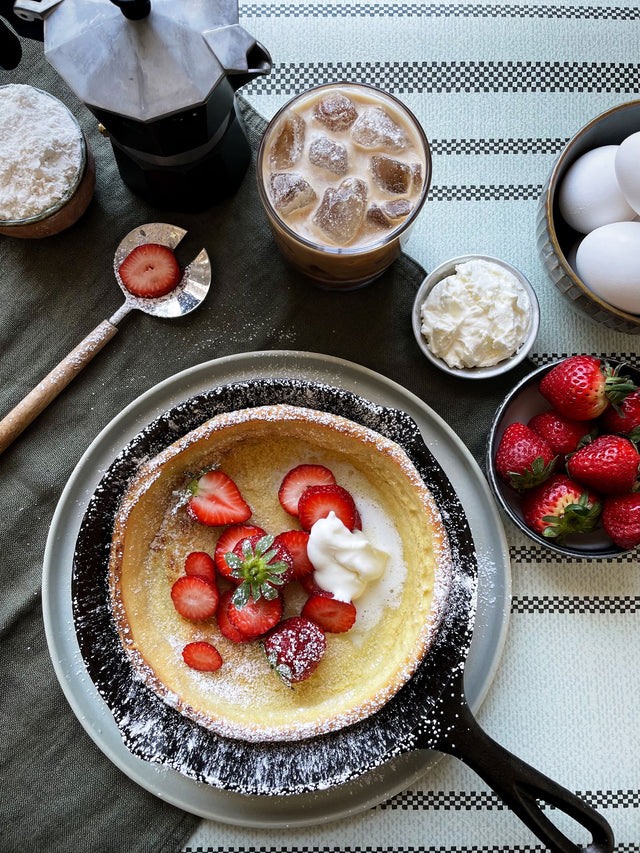 how to make a fresh strawberry dutch baby