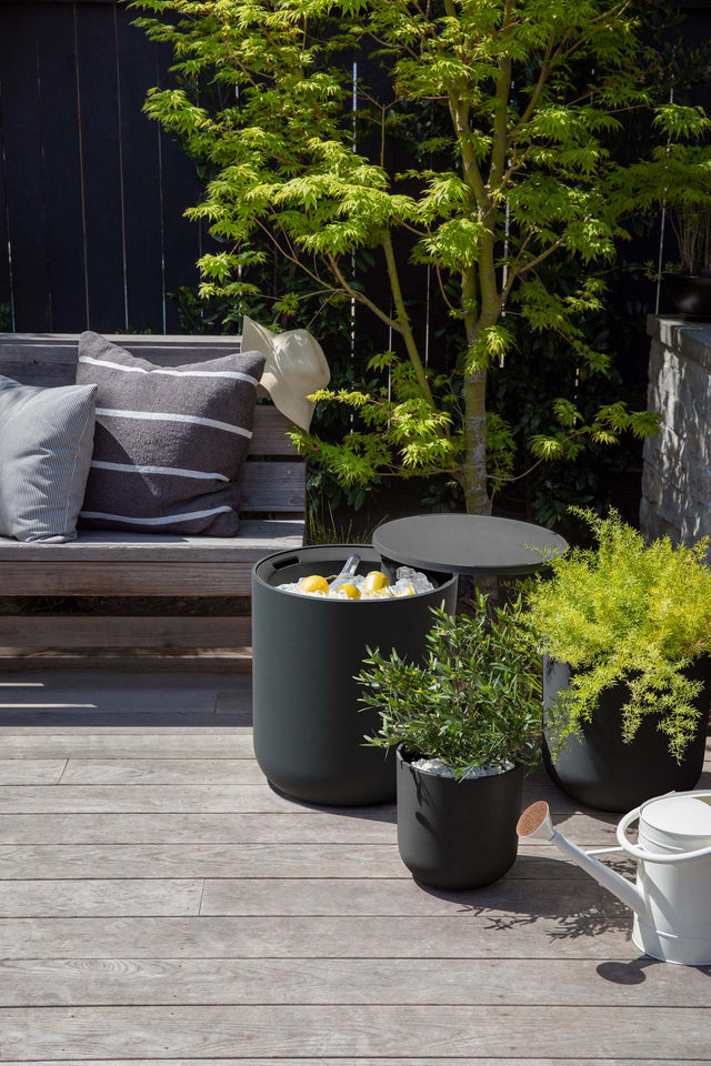 kona chill side table