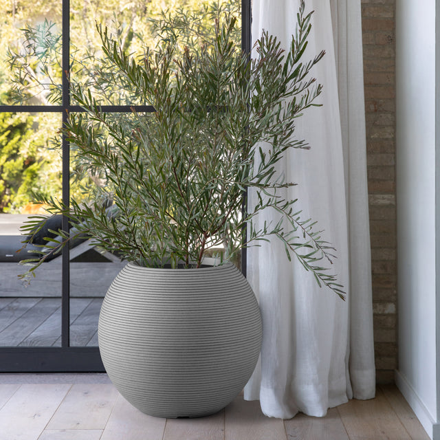 sphere planter