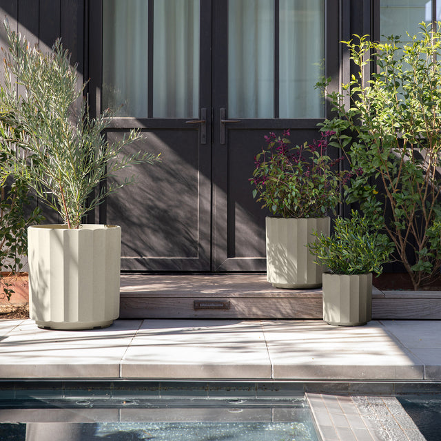 column planter trio