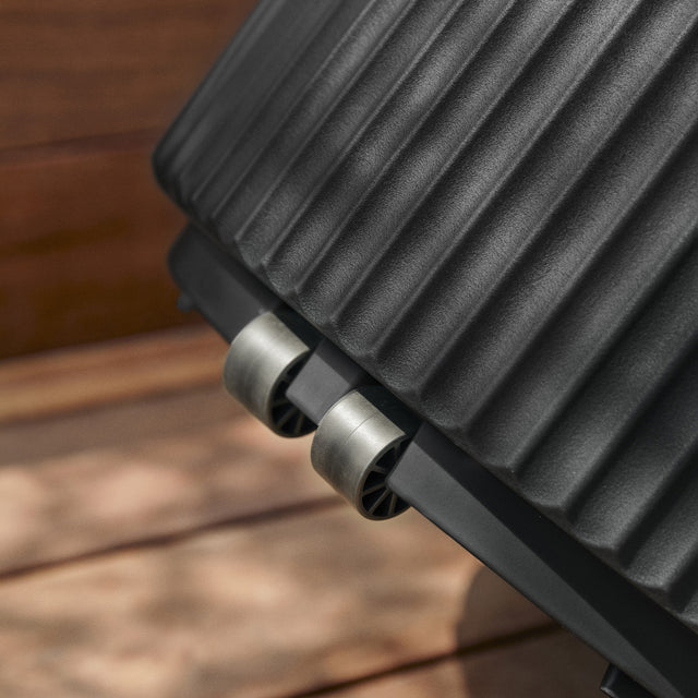 demi chill side table