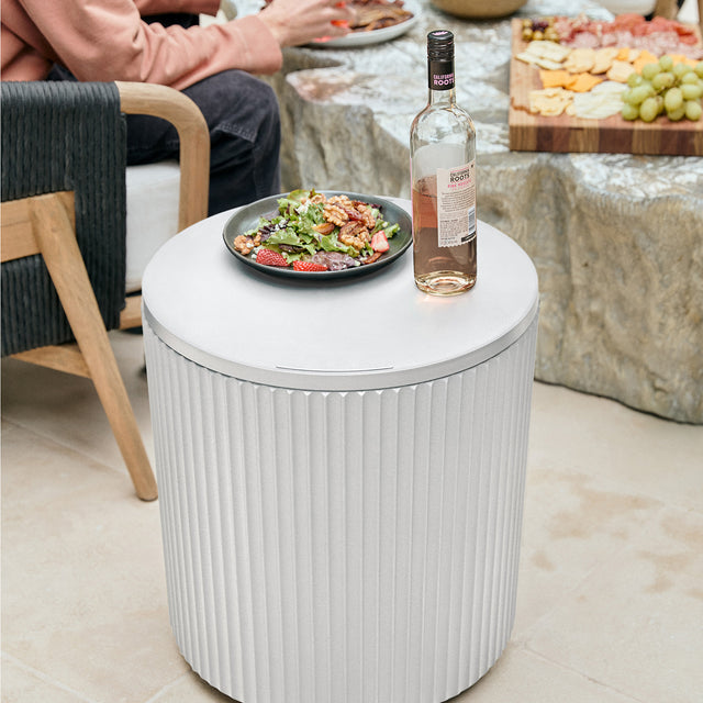 demi chill side table