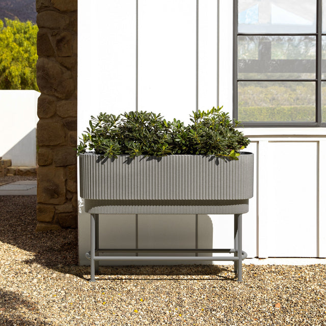 demi raised garden bed