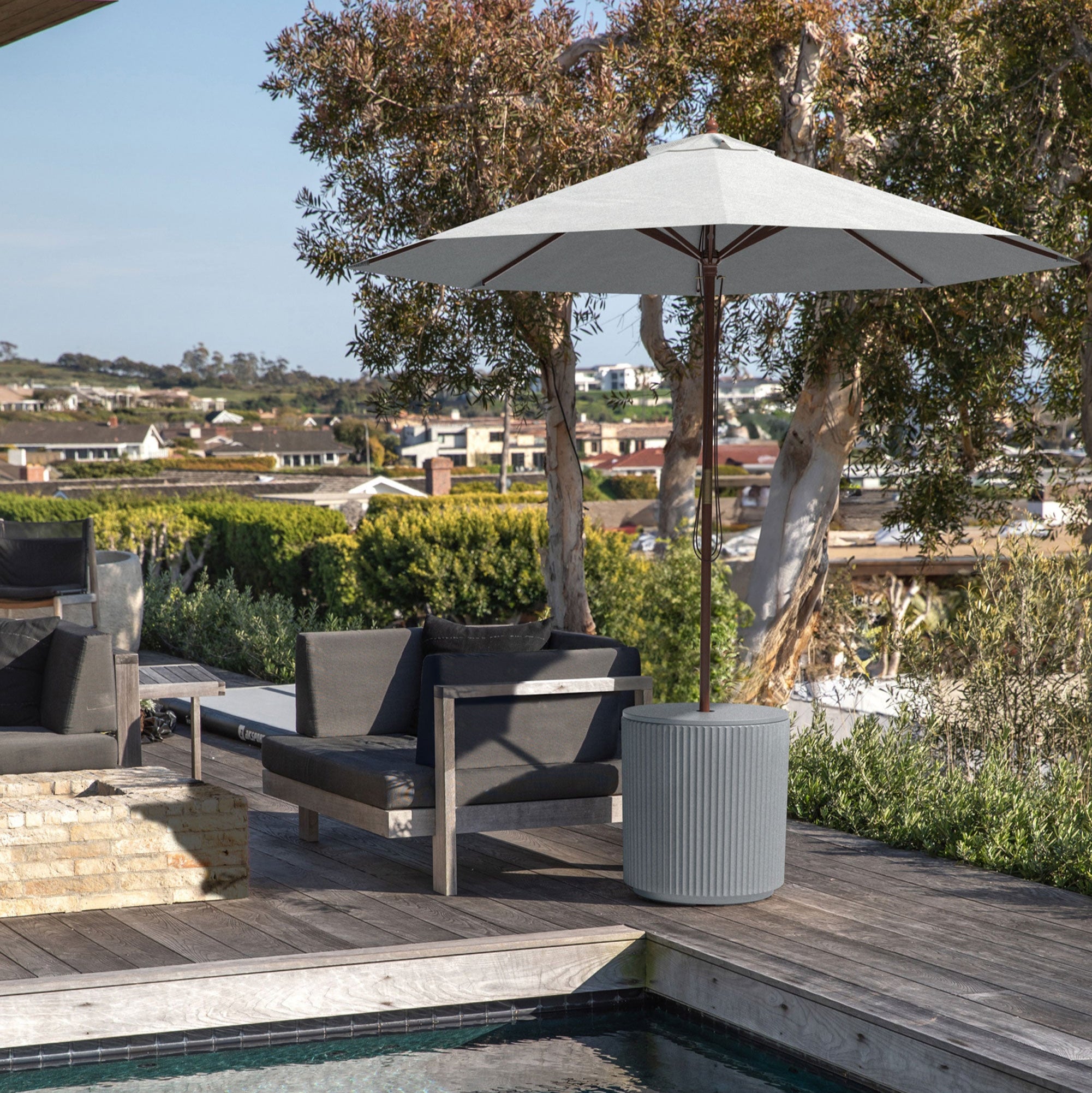demi shade side table – Veradek Outdoor