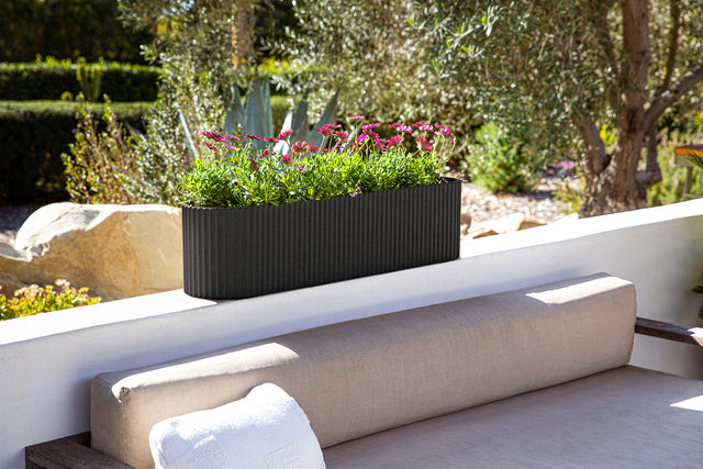 demi window box planter