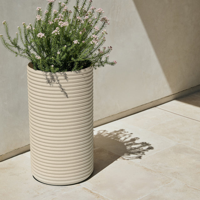 mod tall planter