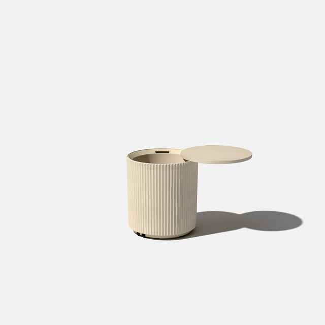 demi chill side table