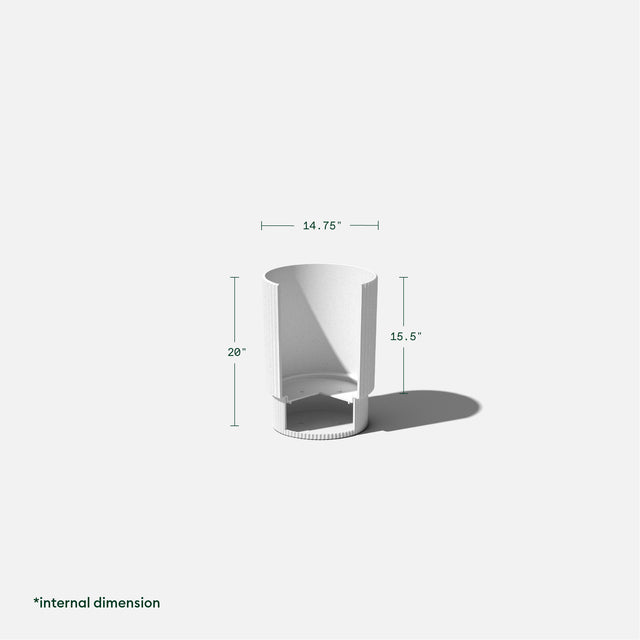 demi elevated planter