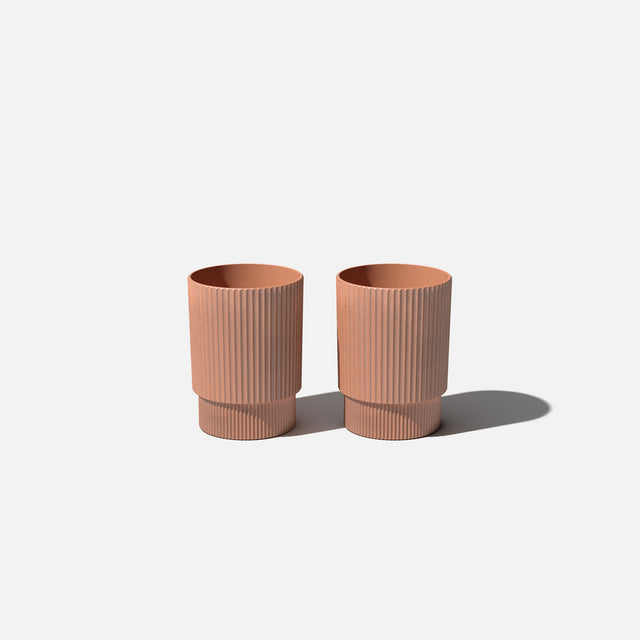 demi elevated planter