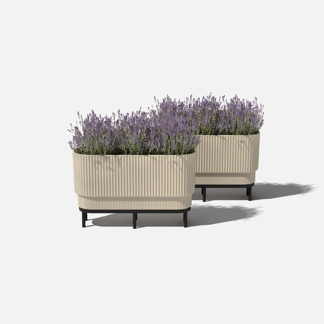 demi raised long planter