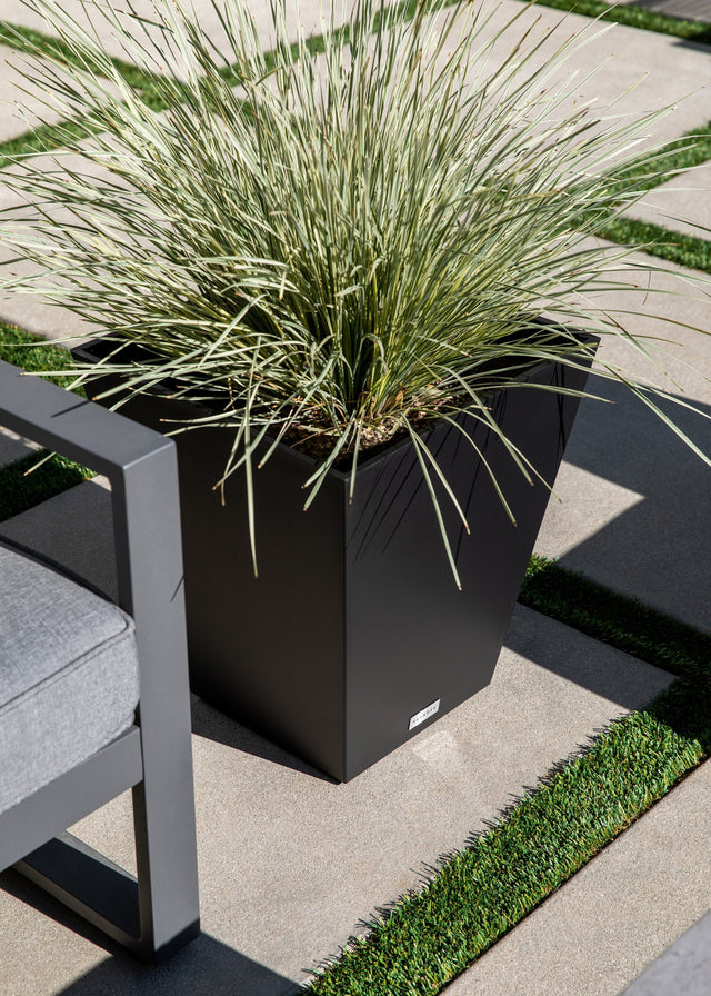 pure nobleton planter